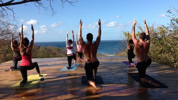 Yoga retreat đang trở thành sự lựa chọn của nhiều người.