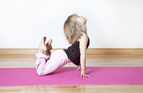 13.YOGA KIDS  CON KHÔNG CHỈ KHỎE MÀ CÒN THÔNG MINH3