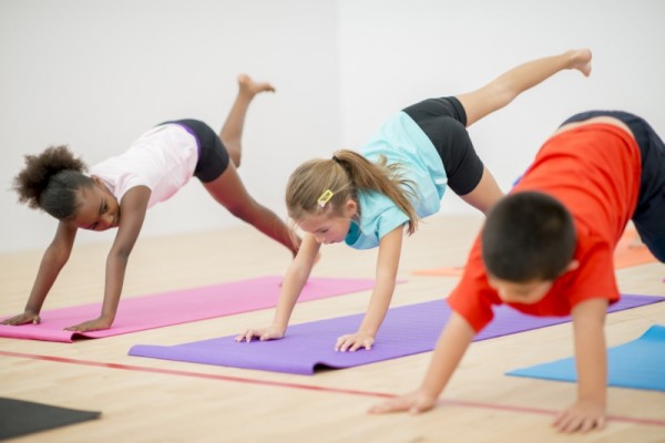 13.YOGA KIDS  CON KHÔNG CHỈ KHỎE MÀ CÒN THÔNG MINH5