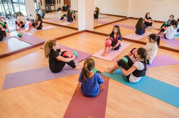 13.YOGA KIDS  CON KHÔNG CHỈ KHỎE MÀ CÒN THÔNG MINH7