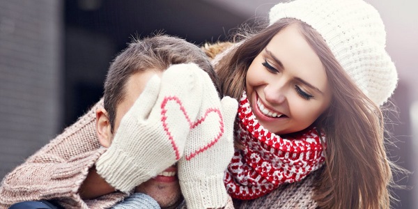 Vào valentine đỏ, các cô gái thường sẽ tặng chàng trai một món quà.