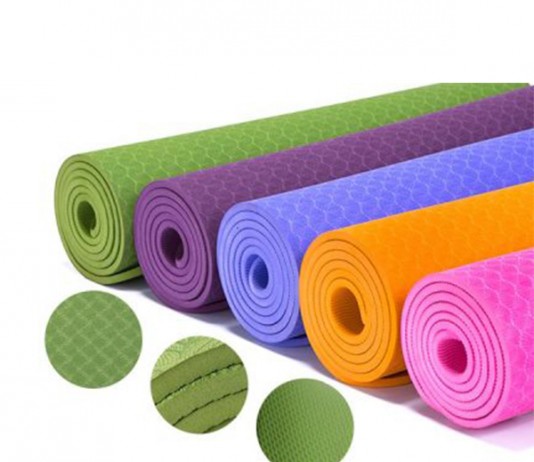 Thảm Yoga và những nỗi niềm của người mới tập