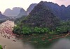 Lễ rước rồng ở di sản thế giới Tràng An nhìn trên cao