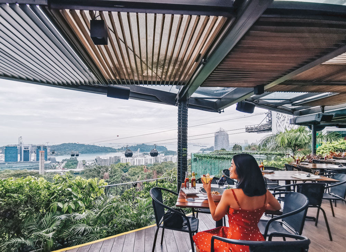 22.7 quán cà phê ngắm vịnh đẹp như mơ ở Singapore10