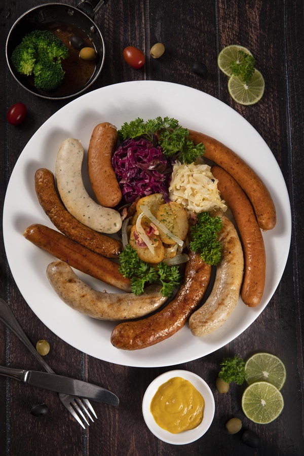 German Sausages (Xúc xích Đức các loại)