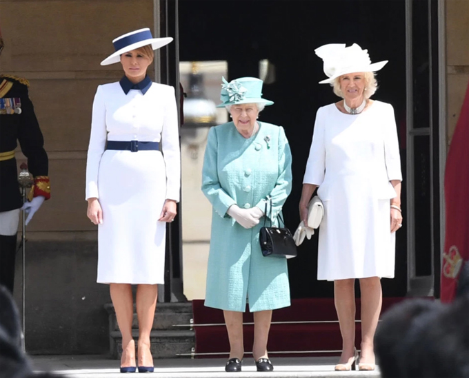 Melania Trump được Nữ hoàng Anh và Nữ công tước xứ Cornwall Camilla tiếp đón trưa 3/6.