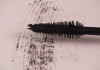 Cứu nguy cho mascara khô, vón cục