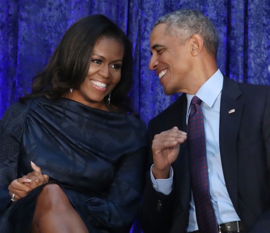 Bà Obama khuyên người trẻ học cách sống cân bằng