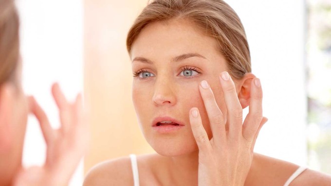 3.6 serum chống oxy hóa giúp hồi phục da trong ngày hè nắng nóng