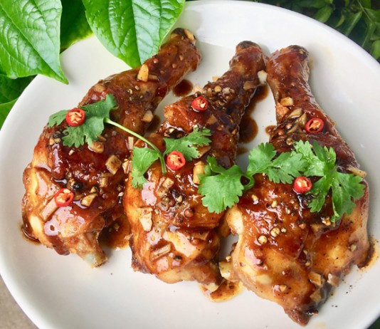 Đùi gà rim ngũ vị