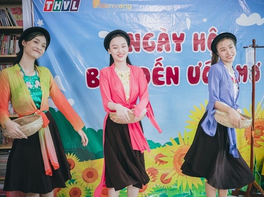 Thí sinh Miss World Việt Nam khoe giọng hát lan tỏa lòng nhân ái