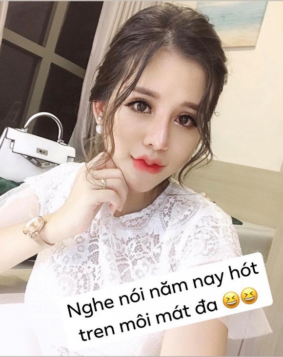 Vợ blogger Huy Cung tham gia trào lưu với mục đích vui là chính. Ảnh: Instagram