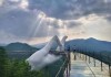 Cầu bàn tay tiên ở Trung Quốc gây xôn xao vì giống cầu Vàng Đà Nẵng