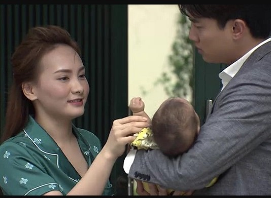 Khán giả ‘Về nhà đi con’ hẫng hụt vì Vũ – Thư ly dị