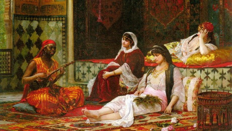 Người hầu của thê thiếp Sultan chủ yếu là nô lệ bị bắt từ châu Phi