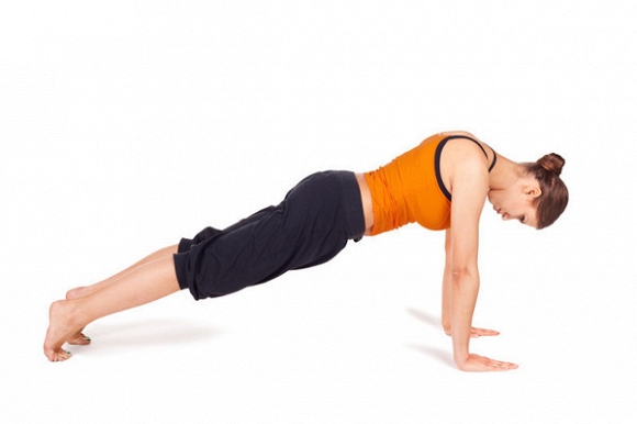 5 bài tập yoga thư giãn trước khi đi ngủ giúp diệt mỡ bụng và cải thiện chứng mất ngủ3