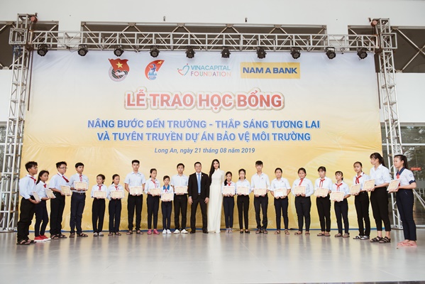 A Hau Hoang Thuy (20)