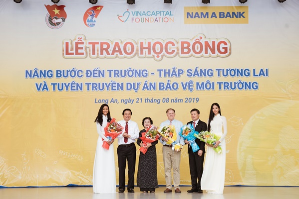 A Hau Hoang Thuy (9)