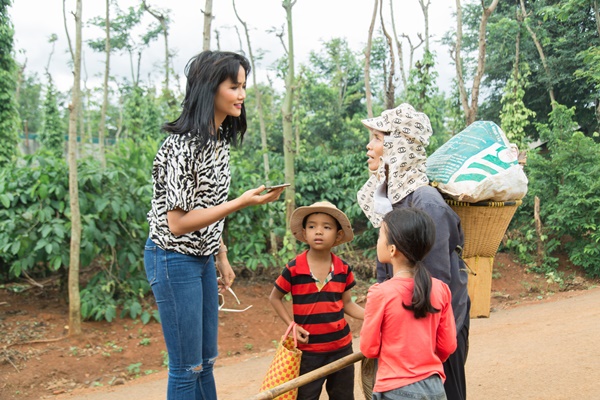 Brave Tour_HHen Nie va ekip den thuyet phuc thi sinh (13)