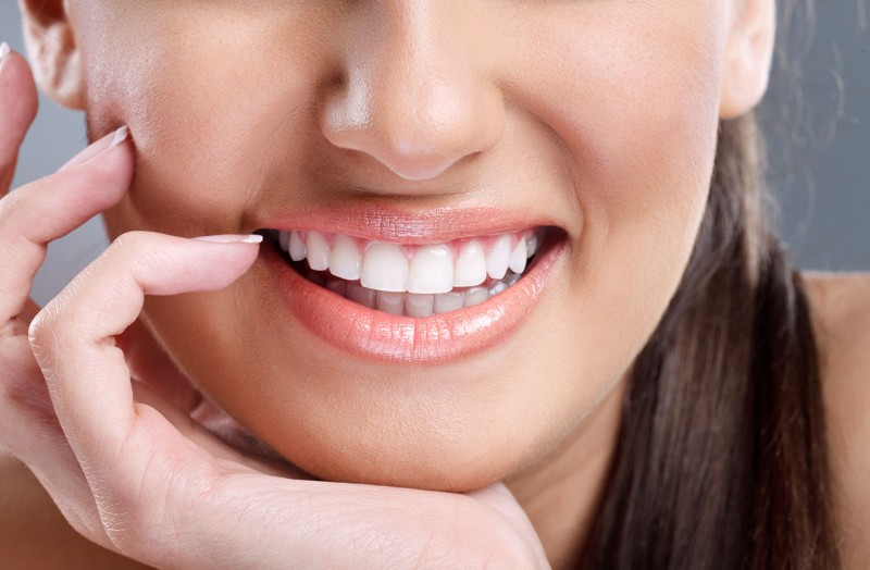 10. 5 thói quen gây hại đến răng bạn không thể ngờ đến5