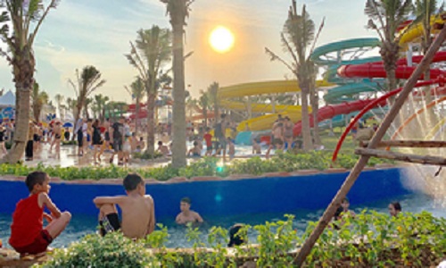 Bé 6 tuổi đuối nước ở công viên Thanh Hà