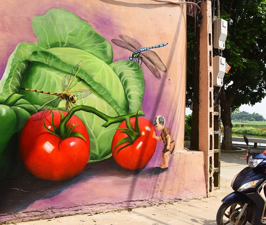 Làng bích họa Hà Nội