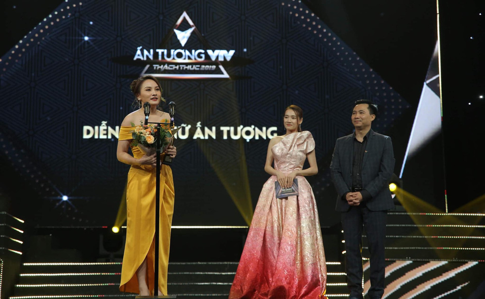 Diễn viên Bảo Thanh nhận giải Nữ diễn viên phim truyền hình ấn tượng của VTV Awards tối 7-9 - Ảnh: VTV