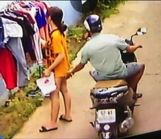 Kẻ sàm sỡ cô gái đang phơi đồ sẽ bị phạt 200.000 đồng?