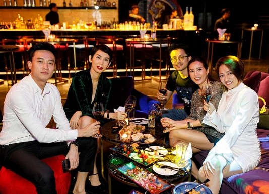 Quốc Trường ‘Về nhà đi con’ và loạt sao Việt tổ chức sinh nhật ấm cúng cho Bảo Anh