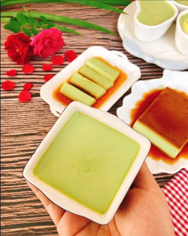 4. bánh flan lá dứa