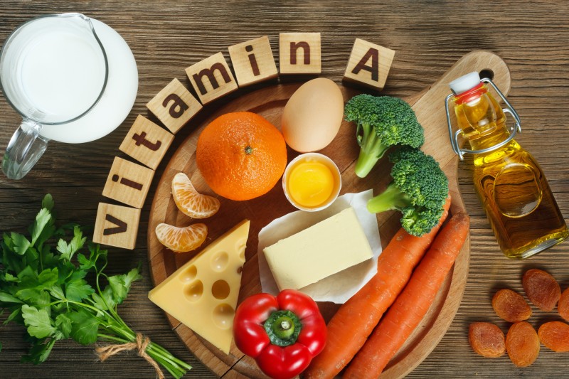 5. Da mụn và 3 loại vitamin cần thiết