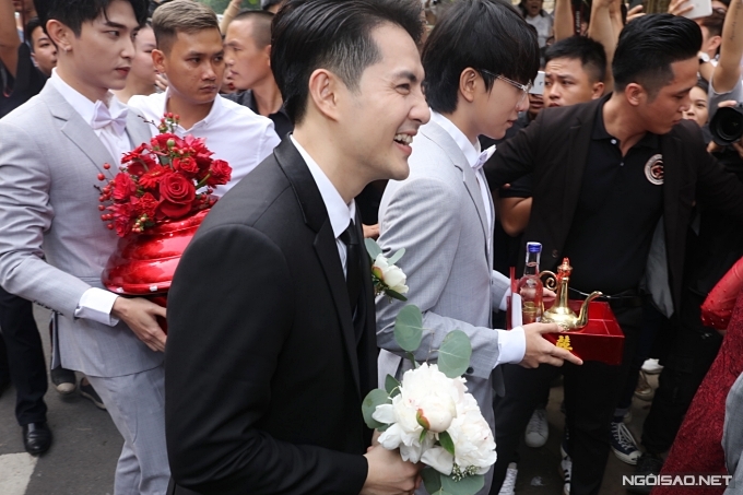 4. Đông Nhi lên xe hoa3