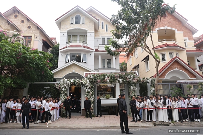 4. Đông Nhi lên xe hoa6