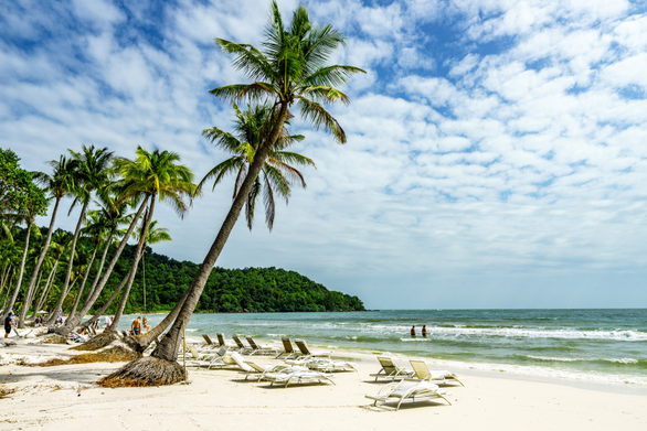 Tận hưởng kỳ nghỉ xuân trên đảo ngọc Phú Quốc thanh bình - Ảnh: Shutterstock