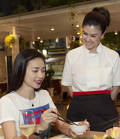 Ngô Thanh Vân ủng hộ Kim Thư