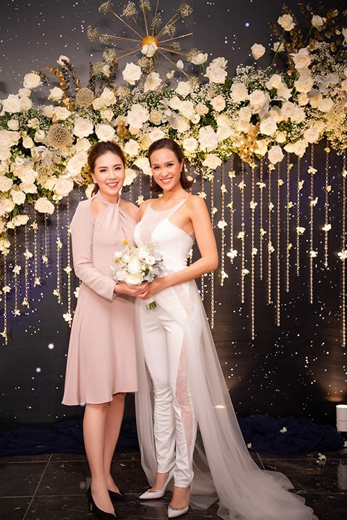 6. Xu hướng lễ phục cưới được sao Việt lăng xê năm 2019