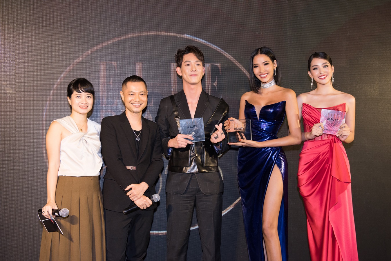 A Hau Hoang Thuy_Elle Style Award 2019  (10)