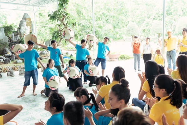 Hoa hau Khanh Van den tham Mai am hy vong_Hoa hau Hoan vu Viet Nam 2019 (40)