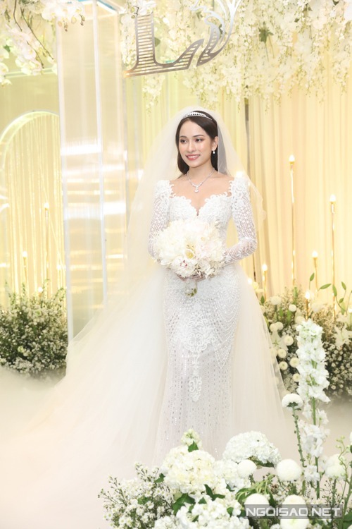 Xu hướng lễ phục cưới được sao Việt lăng xê năm 20195
