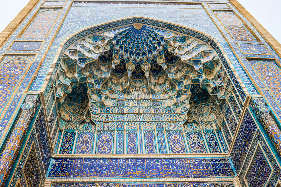 Công trình kiến trúc đặc trưng Hồi giáo ở Samarkand - Ảnh: HỒNG NGỌC