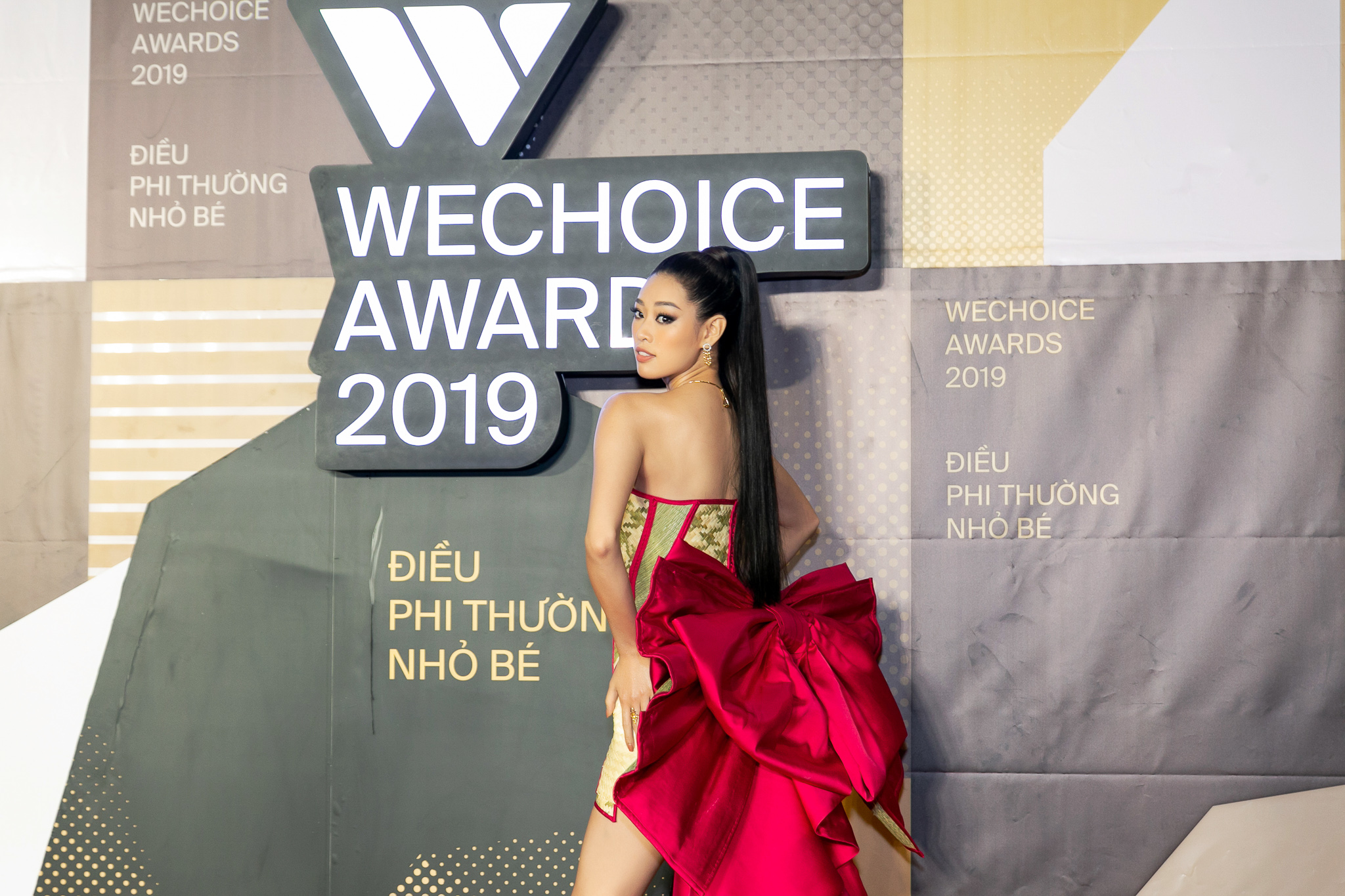 Hoa hau Khanh Van_Wechoice  (10)