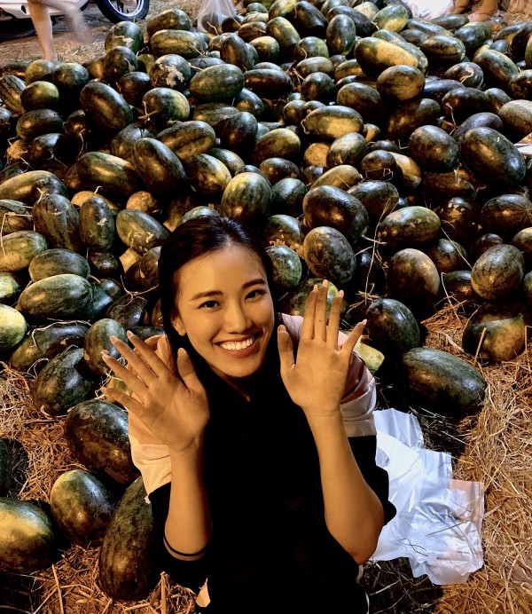 A hau Kim Duyen giai cuu dua hau (2)