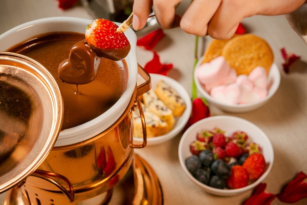 Valrhona Chocolate fondue, fresh fruits and homemade cookie