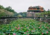 Mùa sen xứ Huế