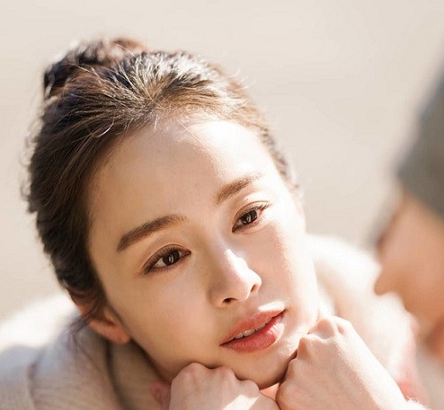 Bí quyết lão hóa ngược của ‘mẹ ma’ Kim Tae Hee