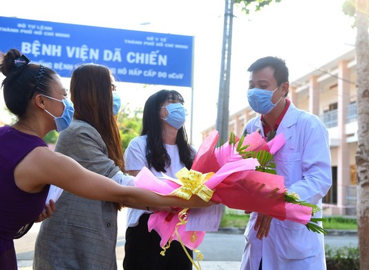 Thêm 4 ca xuất viện, Việt Nam có 95 bệnh nhân COVID-19 đã khỏi