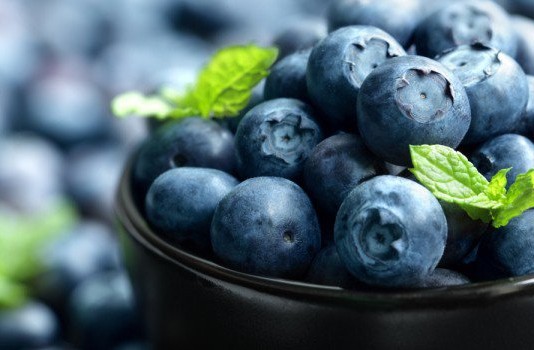 Nếu phải thường xuyên thức khuya, ăn ngay 6 loại quả “cứu tinh” cho cơ thể