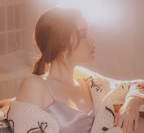 Lý Nhã Kỳ: Độc lập, tự chủ khiến phụ nữ thêm quyến rũ