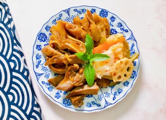 Phá lấu khìa nước dừa