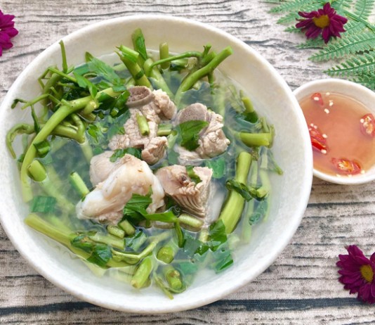Canh sườn rau rút nấu me